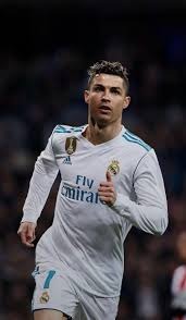 阿里纳斯：湖人总在尝试高难度出手，文森特都无视詹姆斯要球